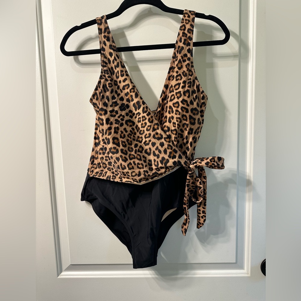 EUC SUMMERSALT SUIT